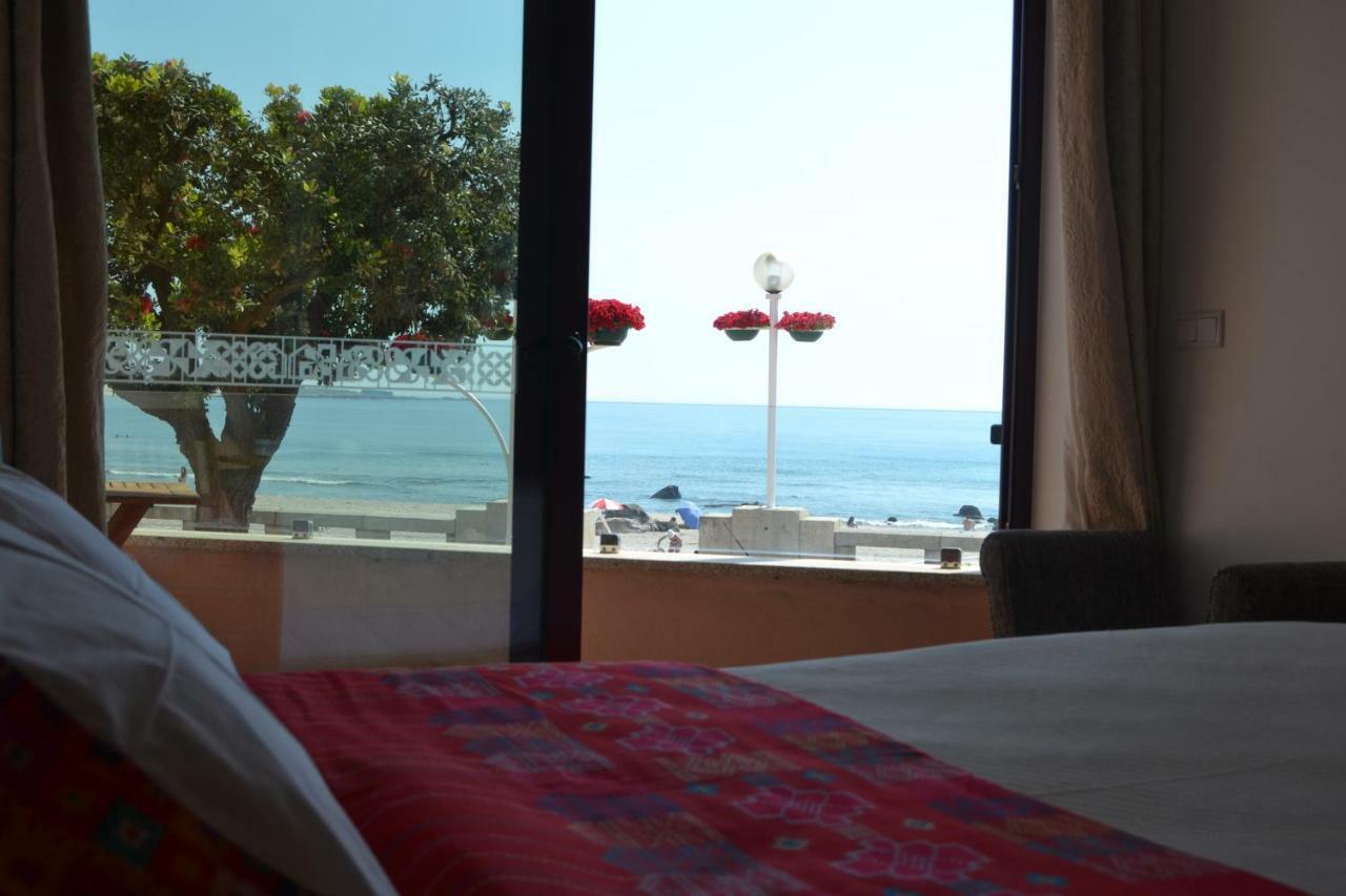 Hostel D'Avenida Vila Praia de Âncora Exterior foto